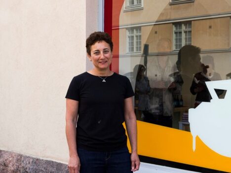 Porträtt av Mona Marzouk