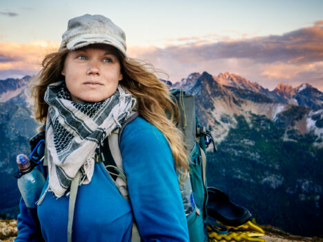 Portrait of Linda Åkerberg from the Pacific Crest Trail